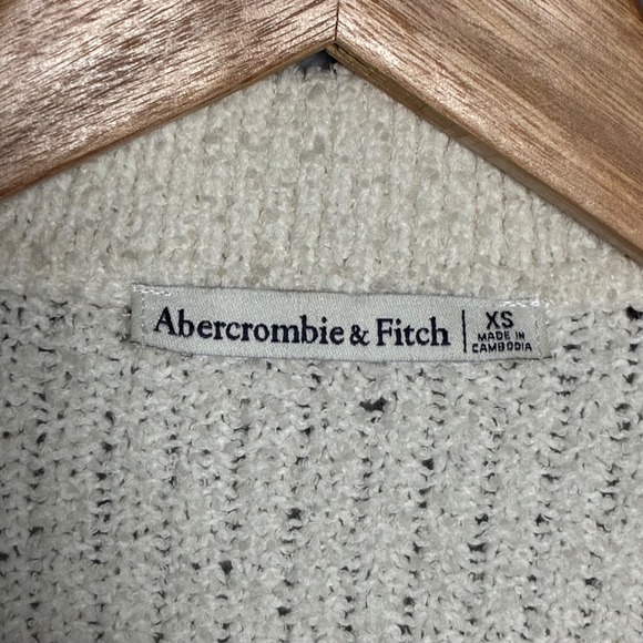 Abercrombie and Fitch Short-Sleeve Crochet-Style Polo Knit Top Women's XS - Picture 5 of 7